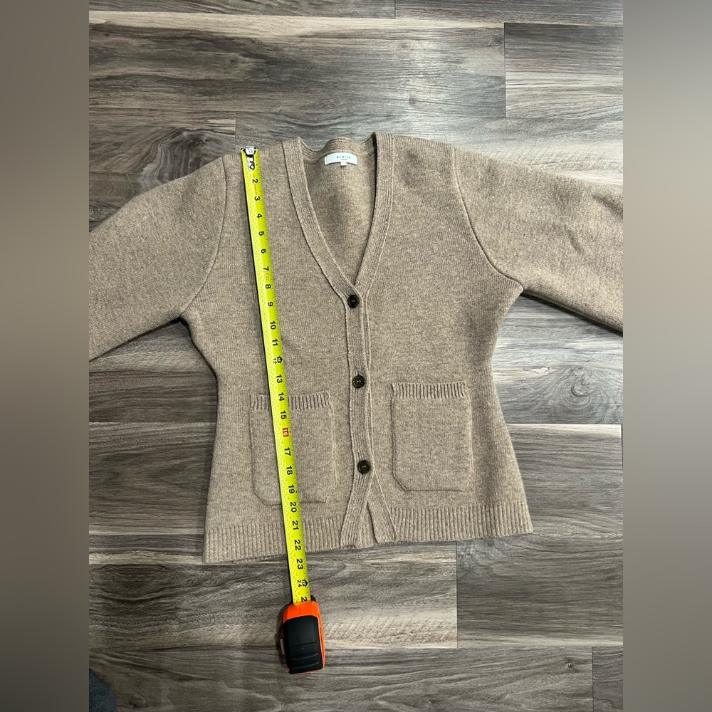 ๐SOLD๐ NWOT Almina Concept Merino Wool V Neck Cardigan in Oatmeal - Picture 11 of 14
